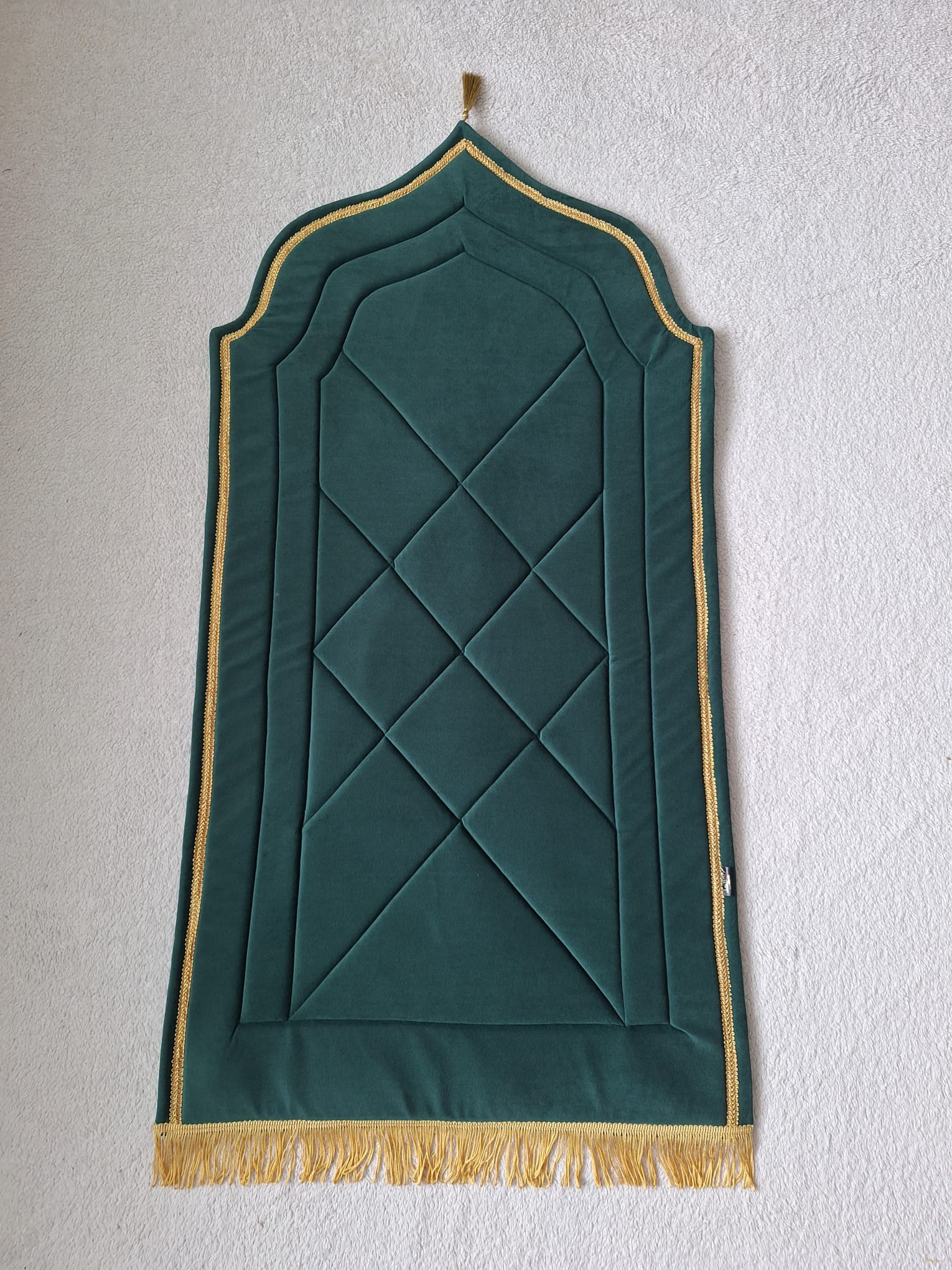 Lilium spužvaste serdžade